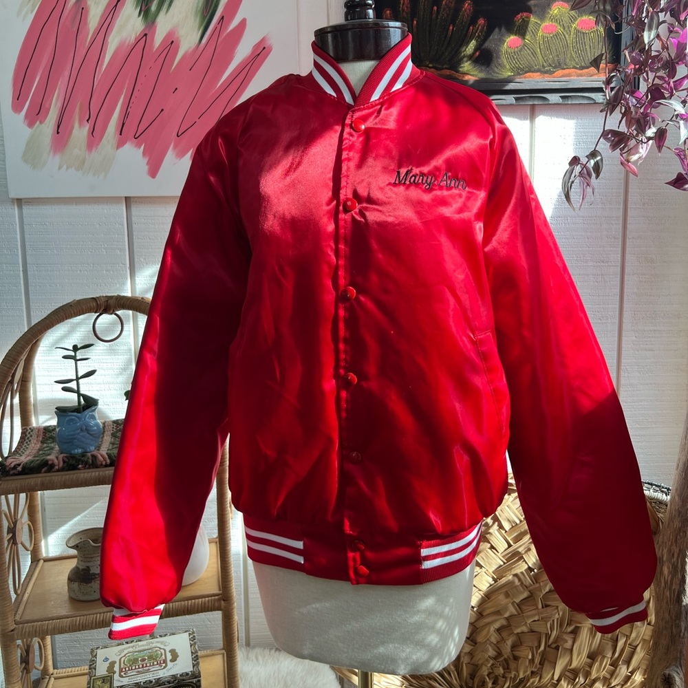 Vintage Whispering Pines Quarter Horses button up team jacket in red and white